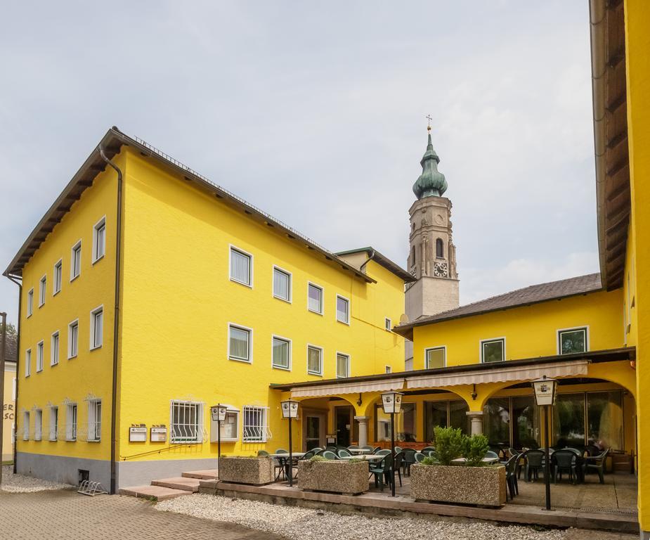 Stiftsgasthof Hochburg Εξωτερικό φωτογραφία